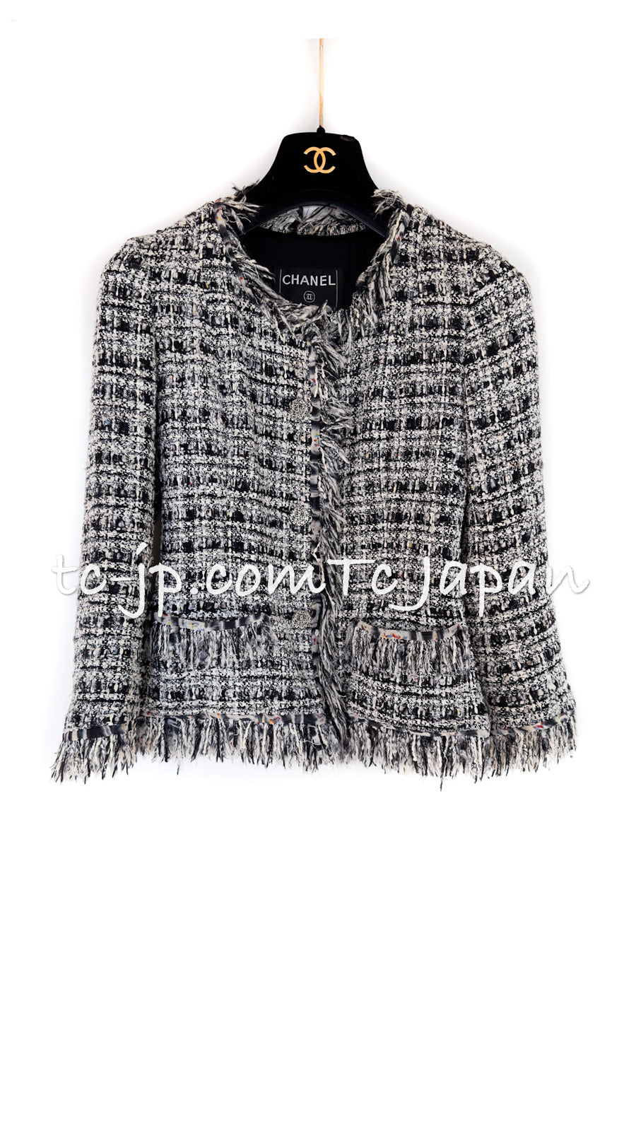CHANEL 04S Ivory Black Fringed Tweed Cardigan Jacket 34 シャネル アイボリー ブラック フリンジ ツイード カーディガン ジャケット 即発