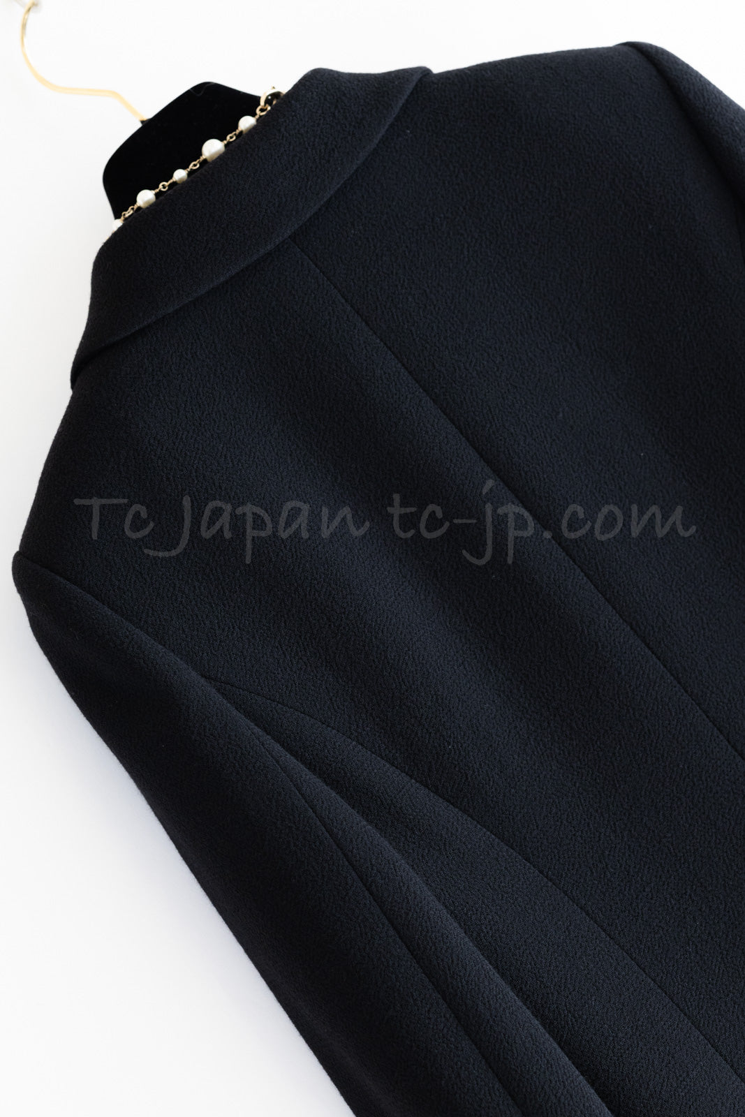 CHANEL 09C Black Wool Silk Collar Jacket Heart CC Button 34 シャネル ブラック CC ハート ボタン ウール シルク襟 ジャケット 即発