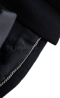 CHANEL 09C Black Wool Silk Collar Jacket Heart CC Button 34 シャネル ブラック CC ハート ボタン ウール シルク襟 ジャケット 即発