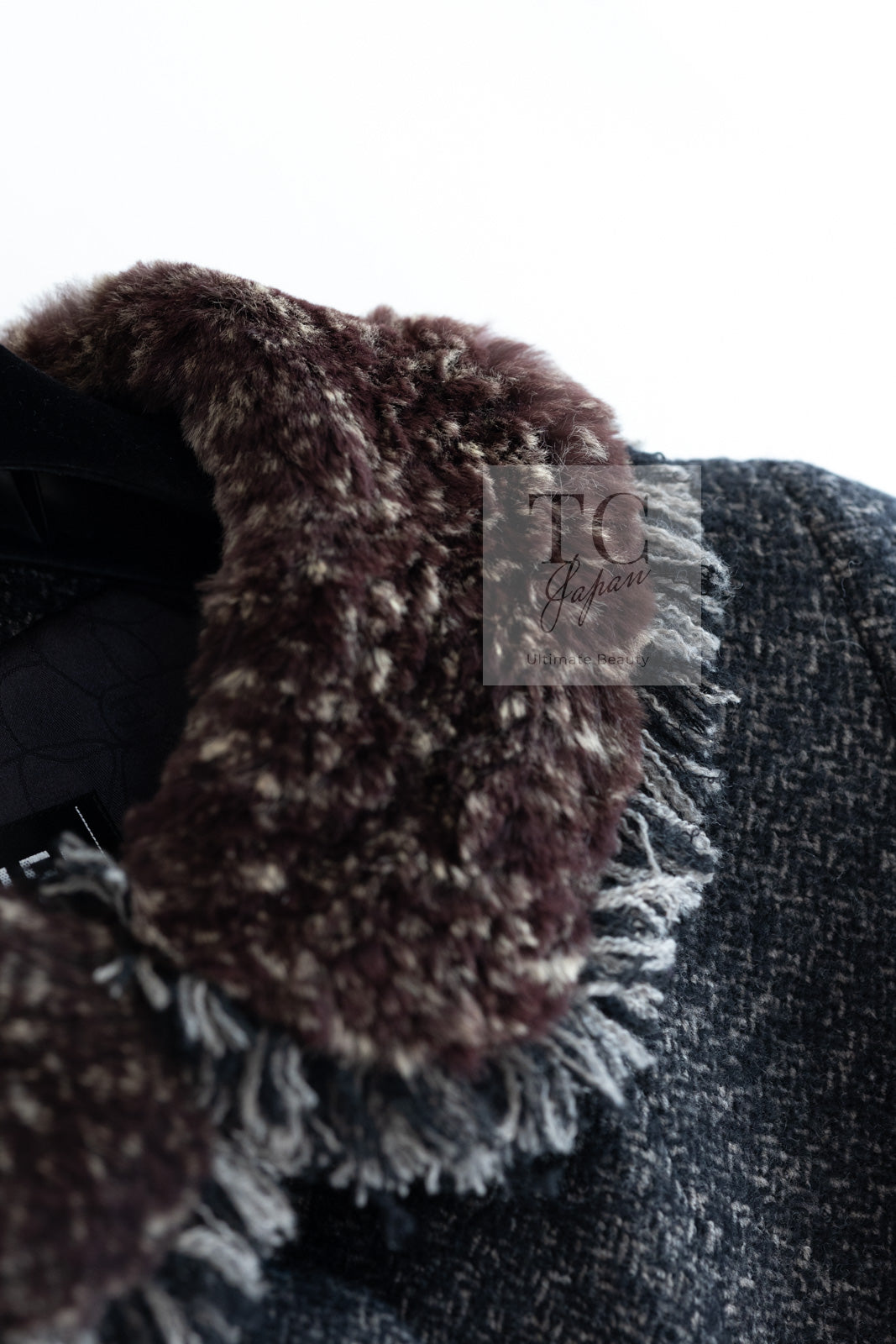 CHANEL 05A Charcoal Gray Brown Rabbit Real Fur Wool Tweed Jacket 34 シャネル チャコール グレー ブラウン ラビット ラパン リアル ファー ウール ツイード ジャケット 即発