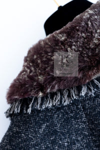 CHANEL 05A Charcoal Gray Brown Rabbit Real Fur Wool Tweed Jacket 34 シャネル チャコール グレー ブラウン ラビット ラパン リアル ファー ウール ツイード ジャケット 即発