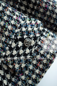 CHANEL 06C Ivory Black Multicolor Epaulets Zipper Wool Cotton Tweed Jacket 36 シャネル アイボリー ブラック マルチカラー ジッパー ウール コットン ツイード ジャケット 即発