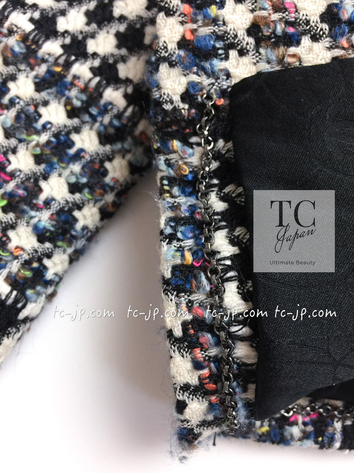 CHANEL 06C Ivory Black Multicolor Epaulets Zipper Wool Cotton Tweed Jacket 36 シャネル アイボリー ブラック マルチカラー ジッパー ウール コットン ツイード ジャケット 即発