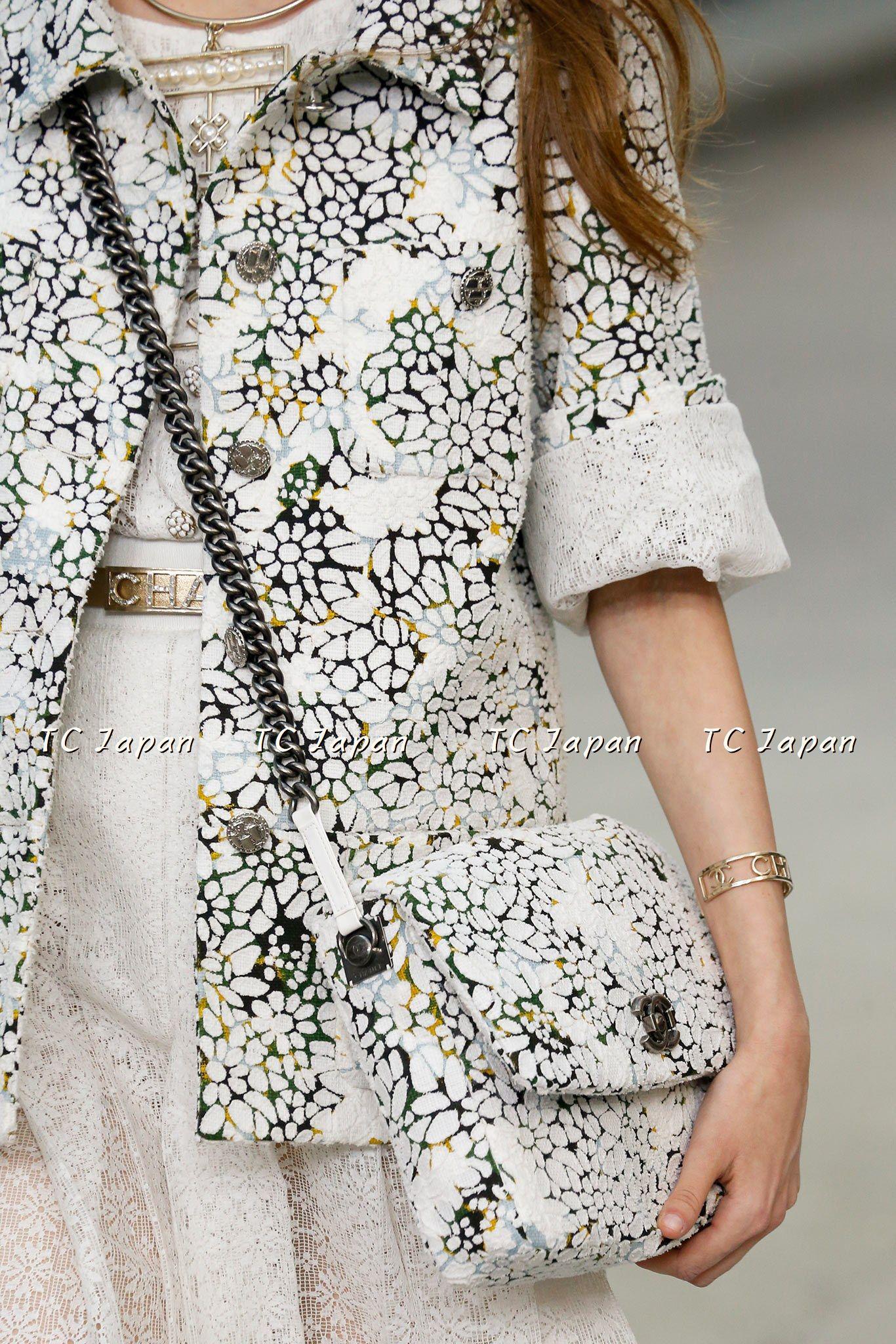 CHANEL 15S White Floral Pattern Short Sleeve Zipper Jacket 38 シャネル ホワイト フローラル 花柄 カメリア ジッパー ジャケット 即発
