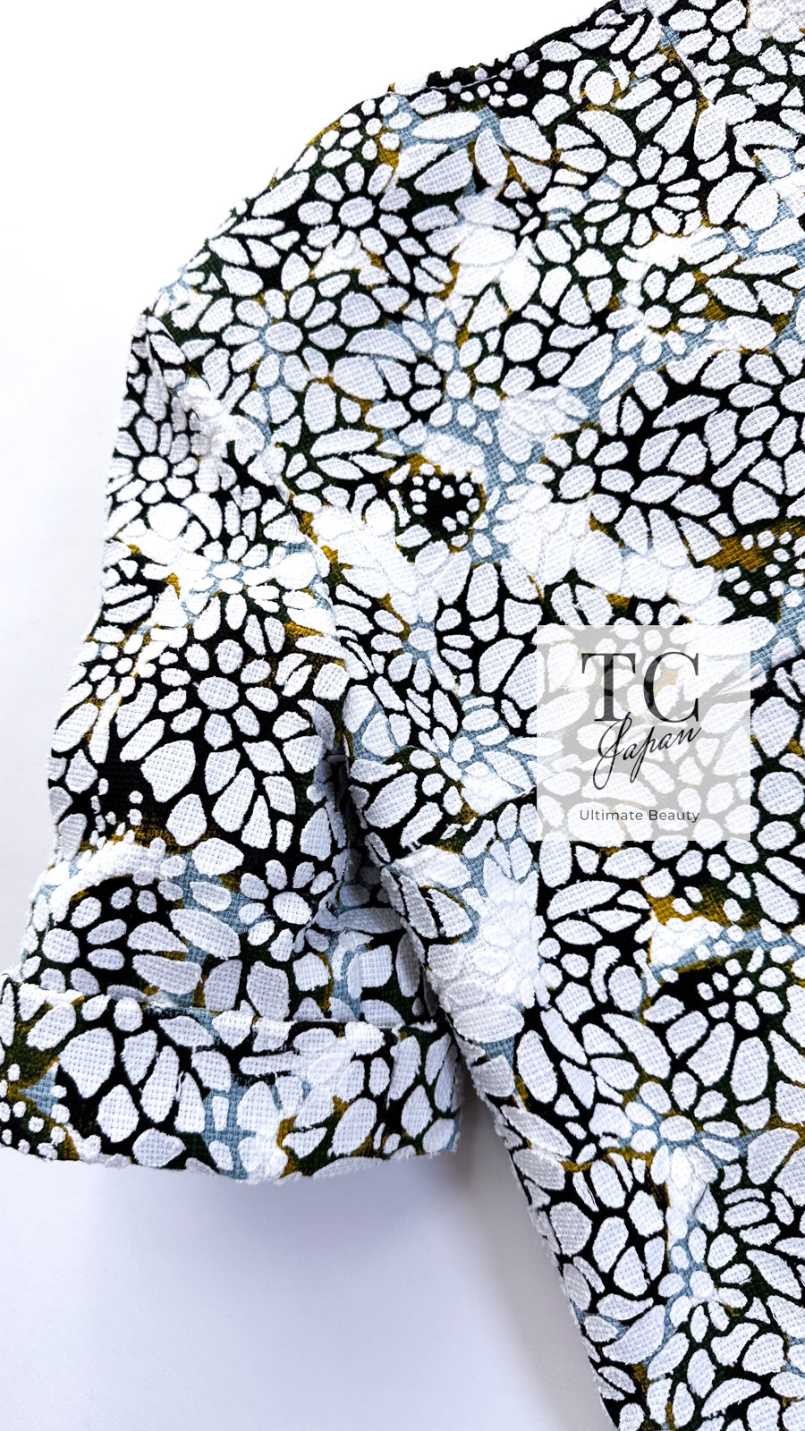 CHANEL 15S White Floral Pattern Short Sleeve Zipper Jacket 38 シャネル ホワイト フローラル 花柄 カメリア ジッパー ジャケット 即発