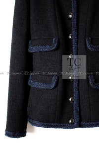 CHANEL 13A Little Black Jacket Navy Braid Trim Wool Silk Tweed 36 38 40 シャネル リトル ブラック ジャケット ネイビー ブレイド トリム ウール シルク ツイード 女優 チェ・ジュウ 即発