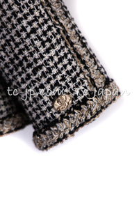 CHANEL 10C Black Ivory Gold Stand Collar Tweed Jacket Skirt Suit 34 40 シャネル ブラック アイボリー ゴールド スタンドカラー ツイード ジャケット スカート スーツ 即発