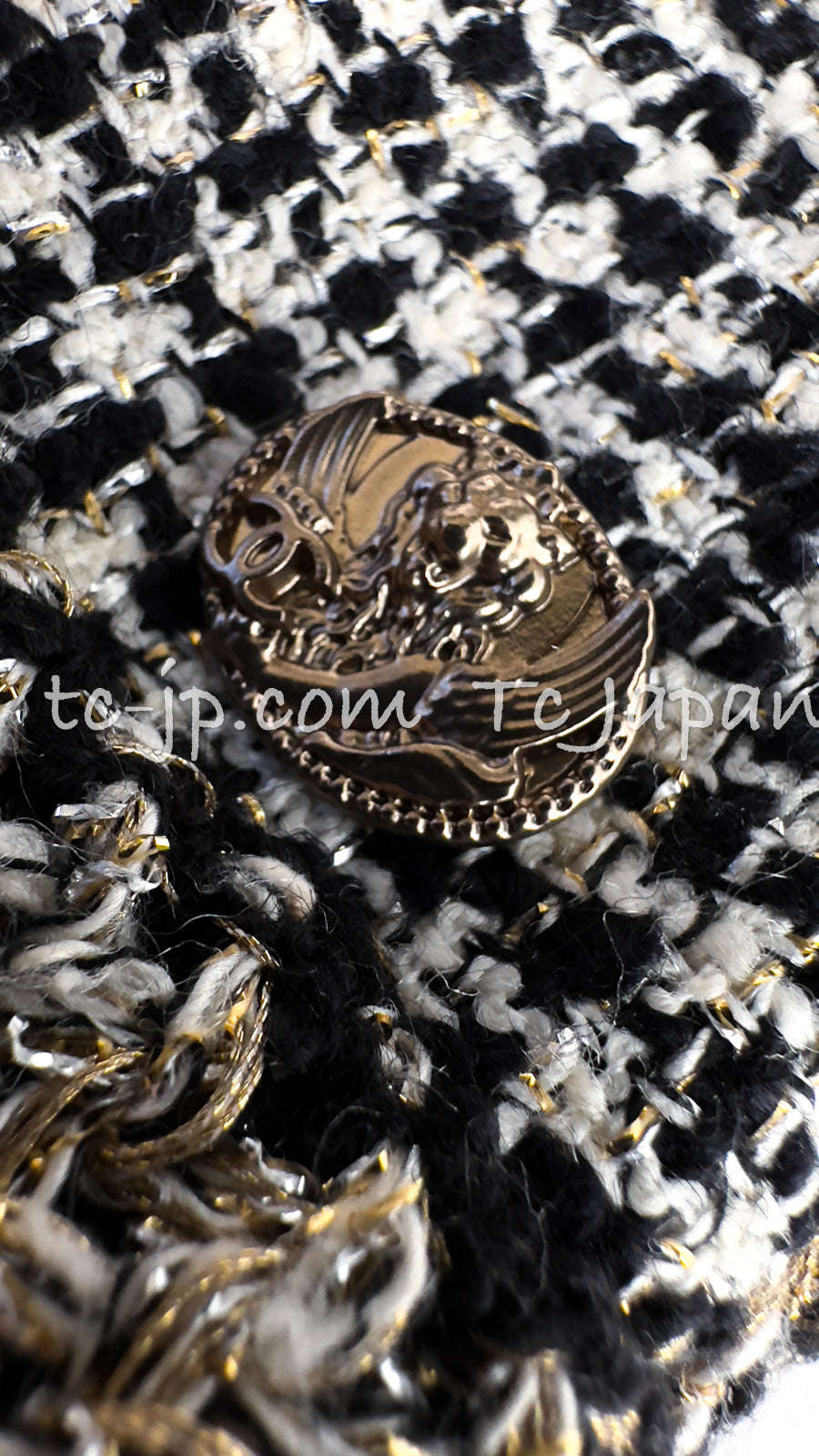 CHANEL 10C Black Ivory Gold Stand Collar Tweed Jacket Skirt Suit 34 40 シャネル ブラック アイボリー ゴールド スタンドカラー ツイード ジャケット スカート スーツ 即発