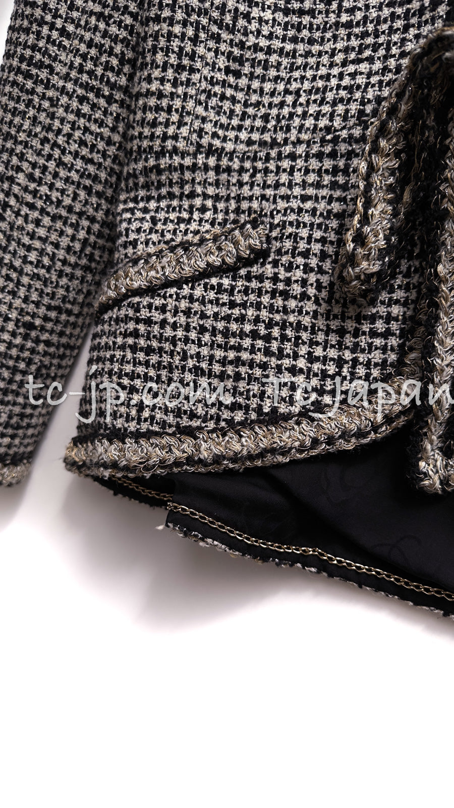 CHANEL 10C Black Ivory Gold Stand Collar Tweed Jacket Skirt Suit 34 40 シャネル ブラック アイボリー ゴールド スタンドカラー ツイード ジャケット スカート スーツ 即発
