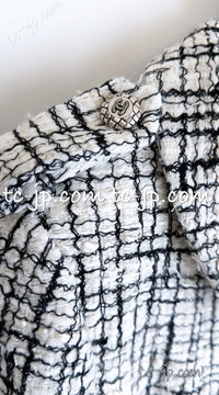 CHANEL 06C White Black Cotton Jacket Coat Lindsay Lohan 38 シャネル ホワイト ブラック コットン ジャケット コート 即発