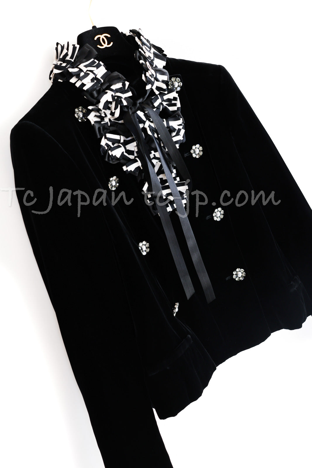 CHANEL 08PF Black Velvet Ribbon Jacket Metiers d'Art 34 シャネル ブラック ベルベット 職人技の結集 リボン細工 メティエダール ジャケット 即発
