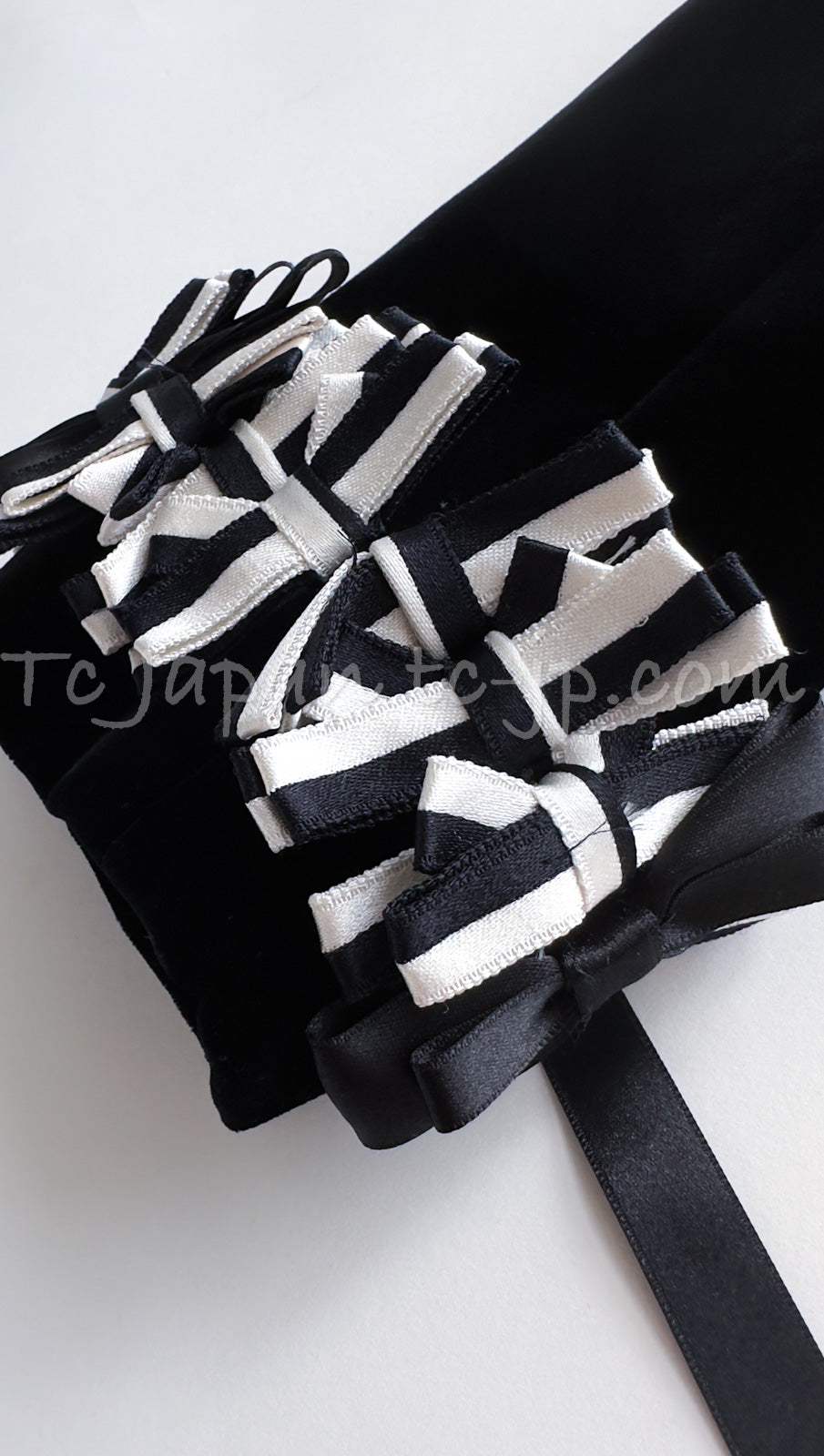 CHANEL 08PF Black Velvet Ribbon Jacket Metiers d'Art 34 シャネル ブラック ベルベット 職人技の結集 リボン細工 メティエダール ジャケット 即発