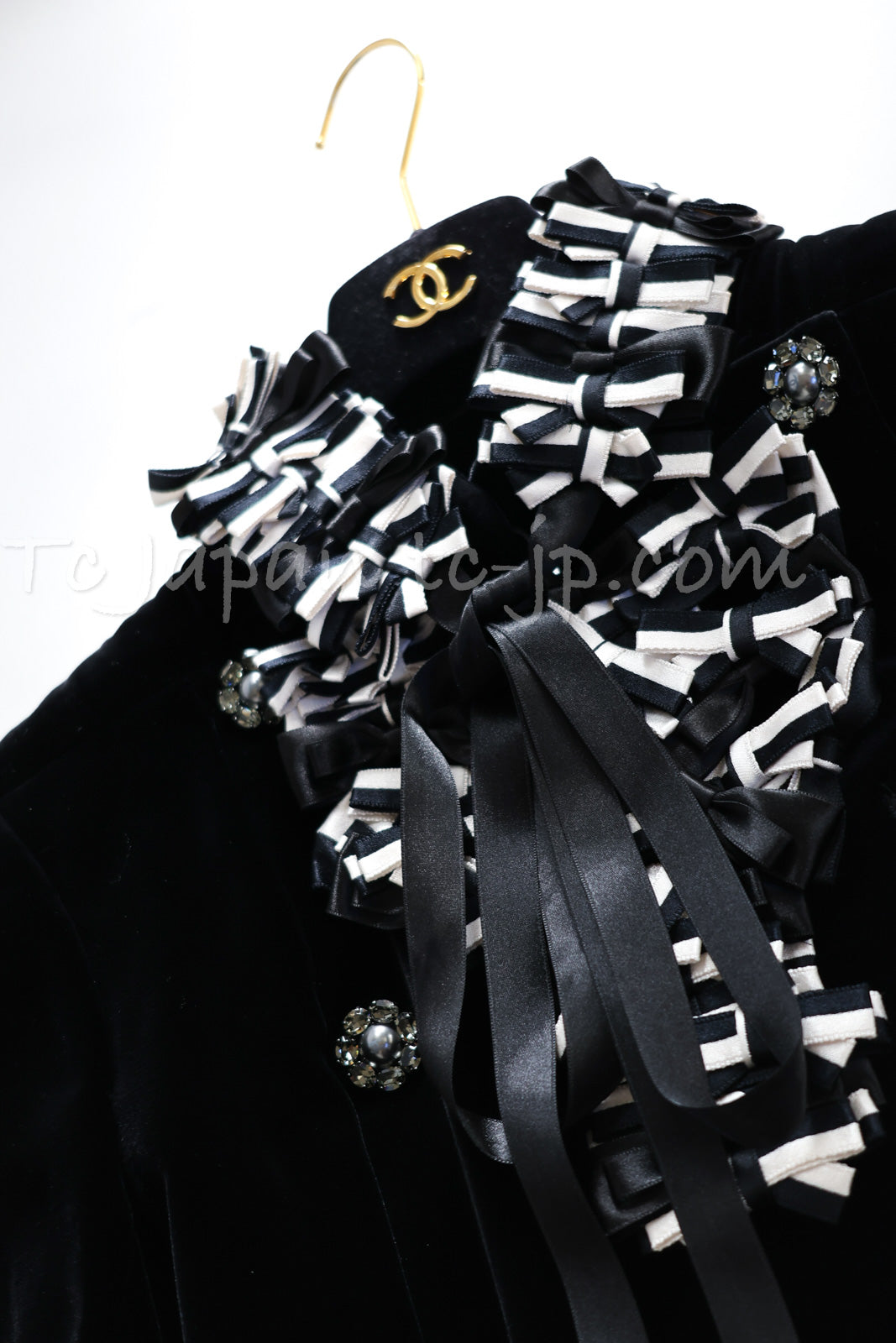 CHANEL 08PF Black Velvet Ribbon Jacket Metiers d'Art 34 シャネル ブラック ベルベット 職人技の結集 リボン細工 メティエダール ジャケット 即発