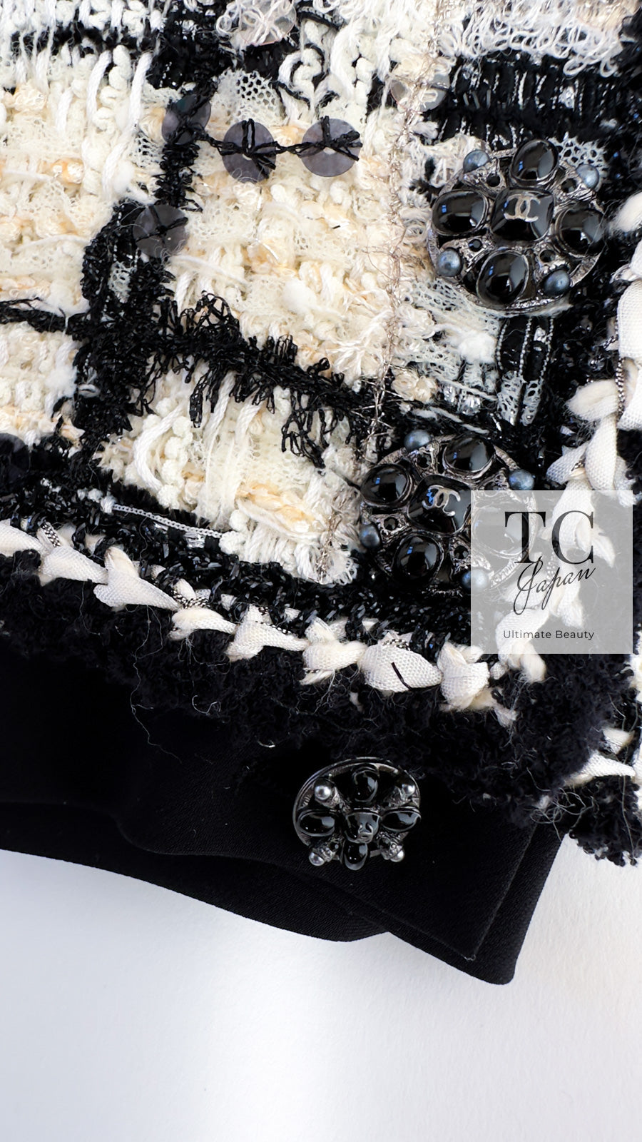 CHANEL 06PF Black Ivory Gripox Buttons Lesage Tweed Jacket 38 シャネル アイボリー ブラック グリポワ 宝石 ボタン ルサージュ ツイード ジャケット 即発