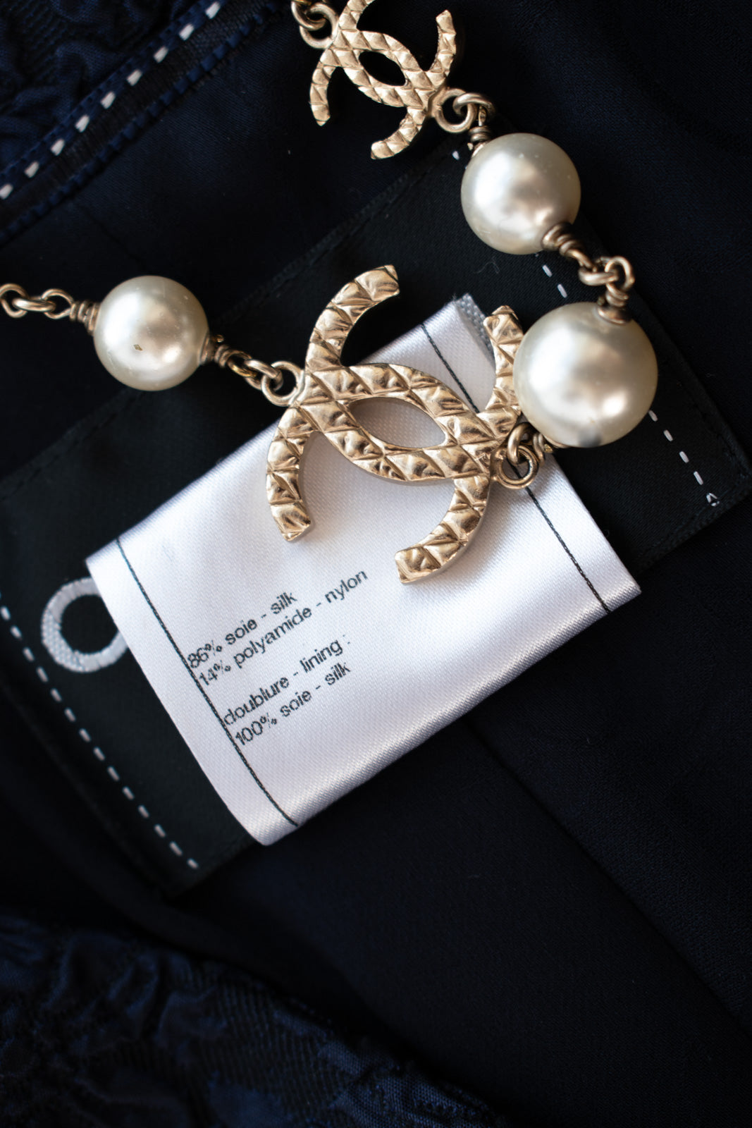 CHANEL 14C Dark Navy Black Camellia Silk Double Jacket 34 シャネル ダークネイビー ブラック カメリア シルク ダブル ジャケット 即発