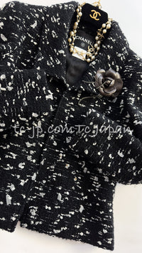 CHANEL 02A Black White Wool Tweed Jacket 42 シャネル ブラック ホワイト ウール ツイード ジャケット 即発
