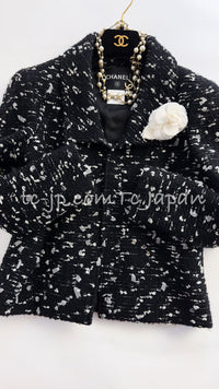 CHANEL 02A Black White Wool Tweed Jacket 42 シャネル ブラック ホワイト ウール ツイード ジャケット 即発