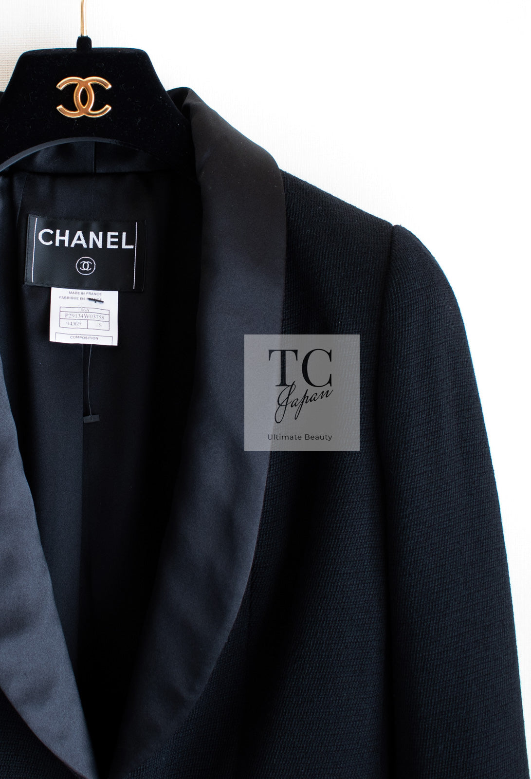 CHANEL 06PF Black Wool Silk Collar Gripoix Button Jacket 34 46 シャネル ブラック ウール シルク襟 グリポア 宝石ボタン ジャケット 即発