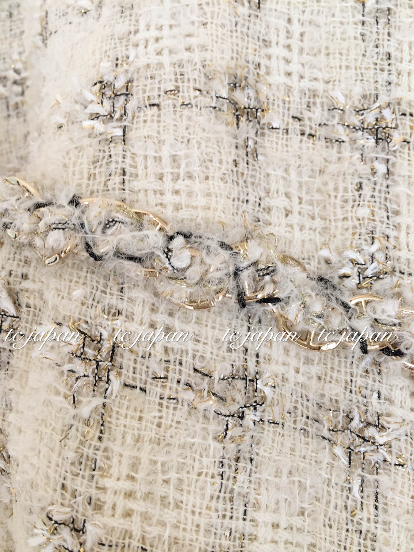 CHANEL 11A Ivory Creme Chain Braid Trimming Collarless Tweed Jacket 40 シャネル アイボリー クリーム チェーン ブレイド トリム ノーカラー ツイード ジャケット 即発