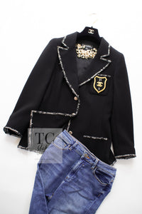 CHANEL 05C Black CC Logo Emblem Blazer Jacket 38 シャネル ブラック CC ロゴ エンブレム ブレザー ジャケット 即発