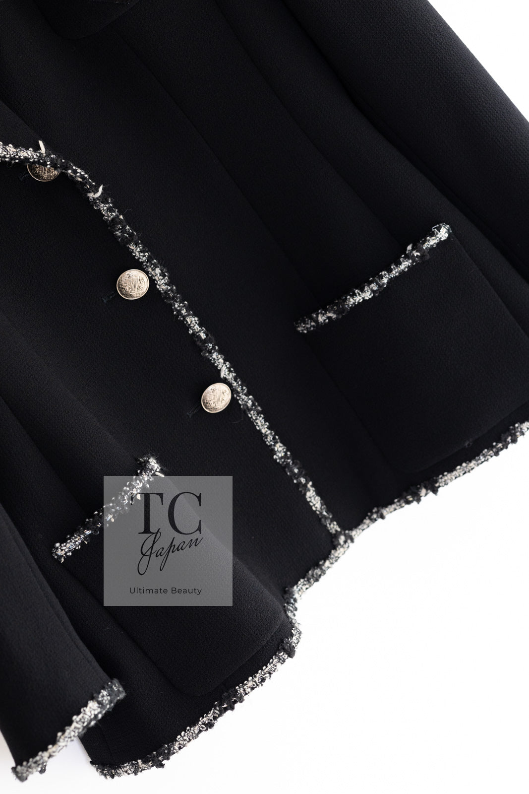 CHANEL 05C Black CC Logo Emblem Blazer Jacket 38 シャネル ブラック CC ロゴ エンブレム ブレザー ジャケット 即発
