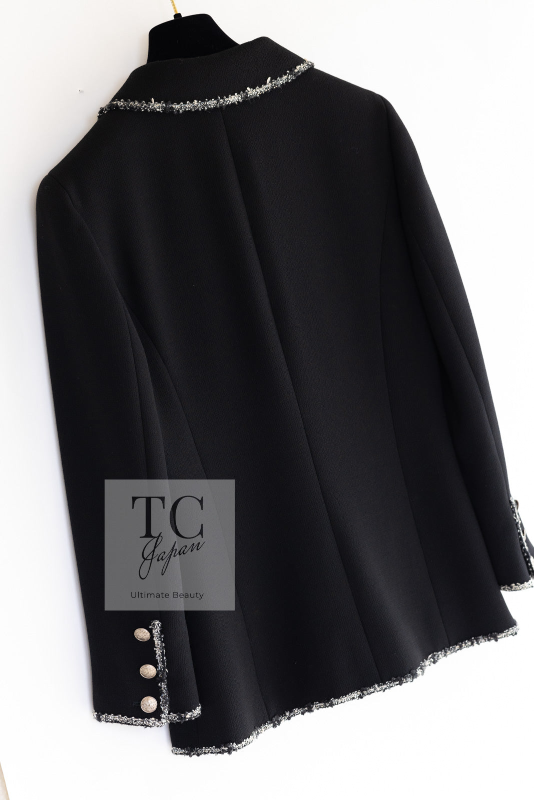 CHANEL 05C Black CC Logo Emblem Blazer Jacket 38 シャネル ブラック CC ロゴ エンブレム ブレザー ジャケット 即発