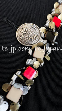 CHANEL 05C Black Beads Trim Wool Blazer Jacket Collectors Item 36 38 シャネル ブラック ビジュー トリミング ウール ブレザー ジャケット ミランダ カー着 即発 - TC JAPAN