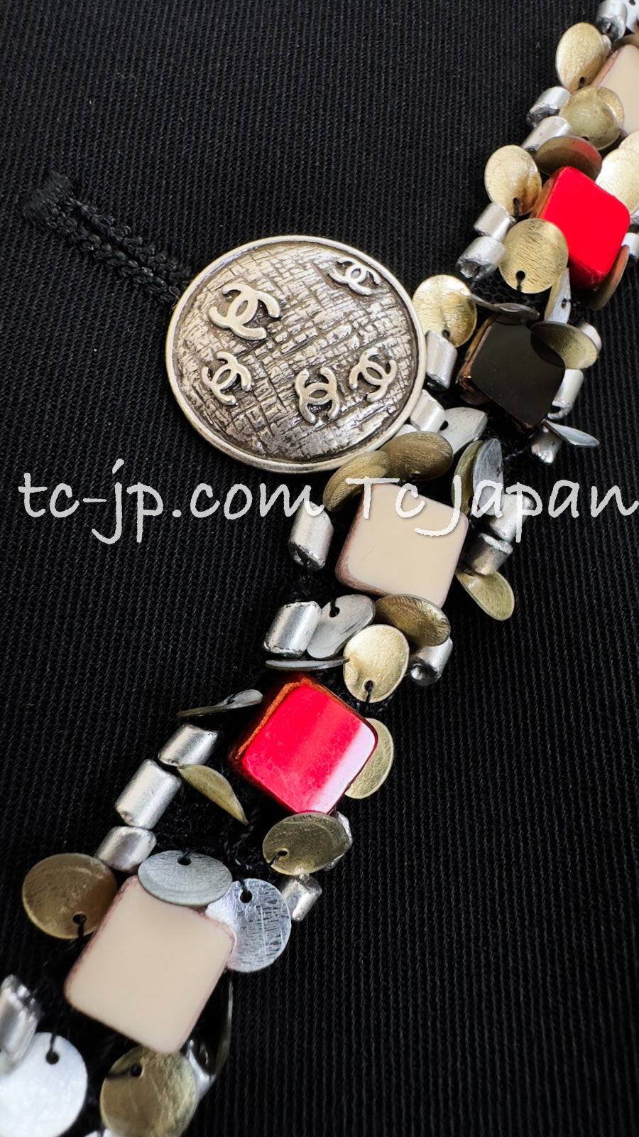 CHANEL 05C Black Beads Trim Wool Blazer Jacket Collectors Item 36 38 シャネル ブラック ビジュー トリミング ウール ブレザー ジャケット ミランダ カー着 即発 - TC JAPAN