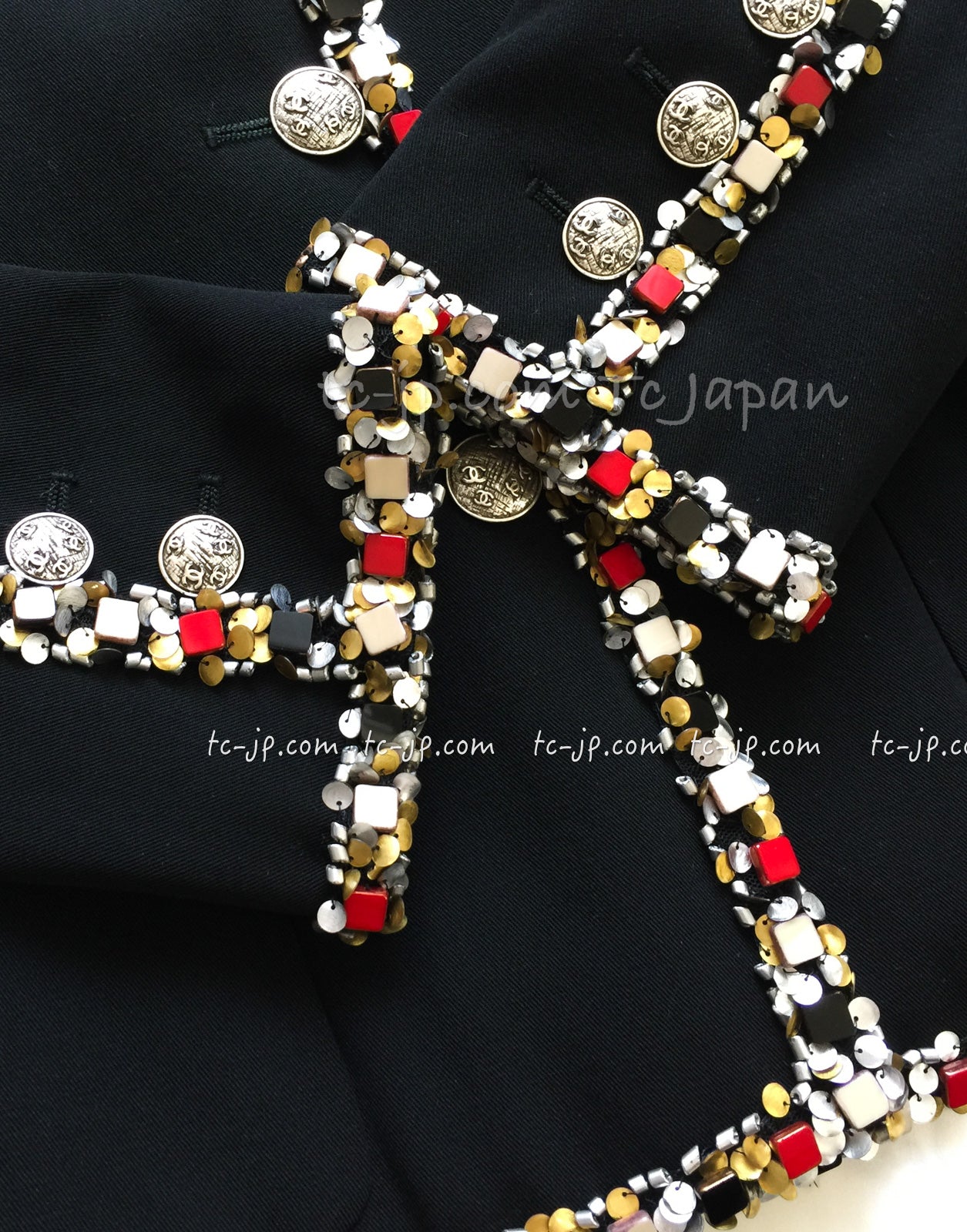 CHANEL 05C Black Beads Trim Wool Blazer Jacket Collectors Item 36 38 シャネル ブラック ビジュー トリミング ウール ブレザー ジャケット ミランダ カー着 即発 - TC JAPAN
