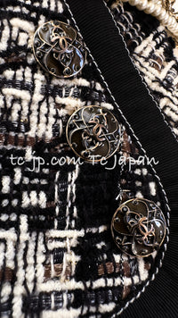 CHANEL 08A Black Brown Wool Stand Collar Tweed Jacket 34 シャネル ブラック ブラウン ウール スタンドカラー ツイード ジャケット 即発