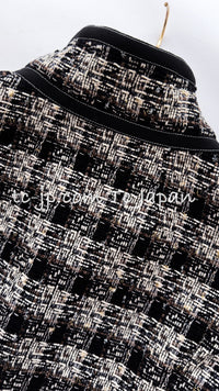 CHANEL 08A Black Brown Wool Stand Collar Tweed Jacket 34 シャネル ブラック ブラウン ウール スタンドカラー ツイード ジャケット 即発