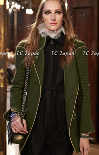 CHANEL 15PF Salzburg Black Wool Coat Gripoix Buttons 38 シャネル ザルツブルグ ブラック ウール コート グリポワ宝石ボタン 即発
