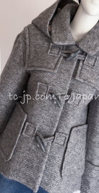 CHANEL 21B Gray Silver Wool Alpaca Blouson Duffel Coat 36 38 シャネル グレー シルバー ウール アルパカ ブルゾン ダッフル コート 即発