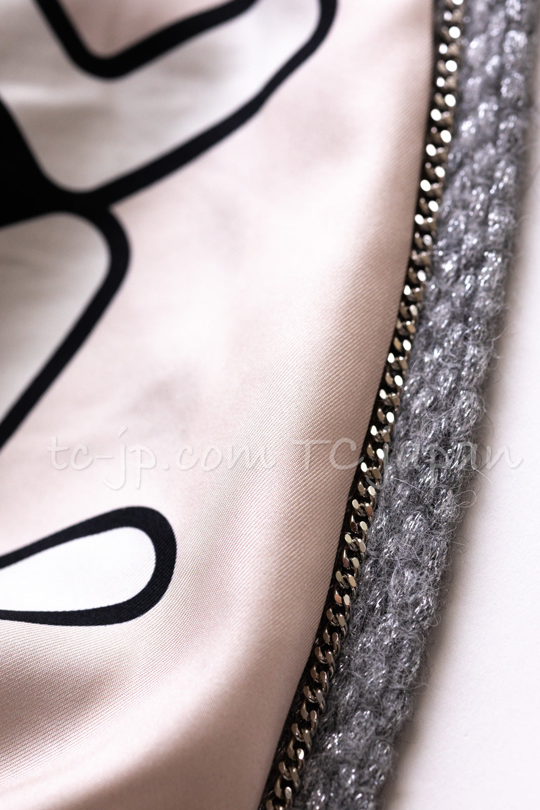 CHANEL 21B Gray Silver Wool Alpaca Blouson Duffel Coat 36 38 42 44 46 シャネル グレー シルバー ウール アルパカ ブルゾン ダッフル コート 即発