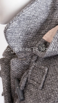 CHANEL 21B Gray Silver Wool Alpaca Blouson Duffel Coat 36 38 シャネル グレー シルバー ウール アルパカ ブルゾン ダッフル コート 即発