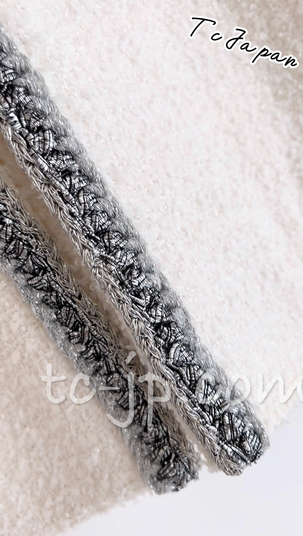 CHANEL 20S White Wool Cotton Braid Trim Beaded Tweed Jacket Coat 34 シャネル ジニー着 ホワイト ウール コットン ブレード トリム ビーズ ツイード ジャケット コート 即発