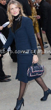 CHANEL 16S Navy Black Leather Collar Tweed Coat 36 42 シャネル ネイビー ブラック レザー襟 ツイード コート 即発