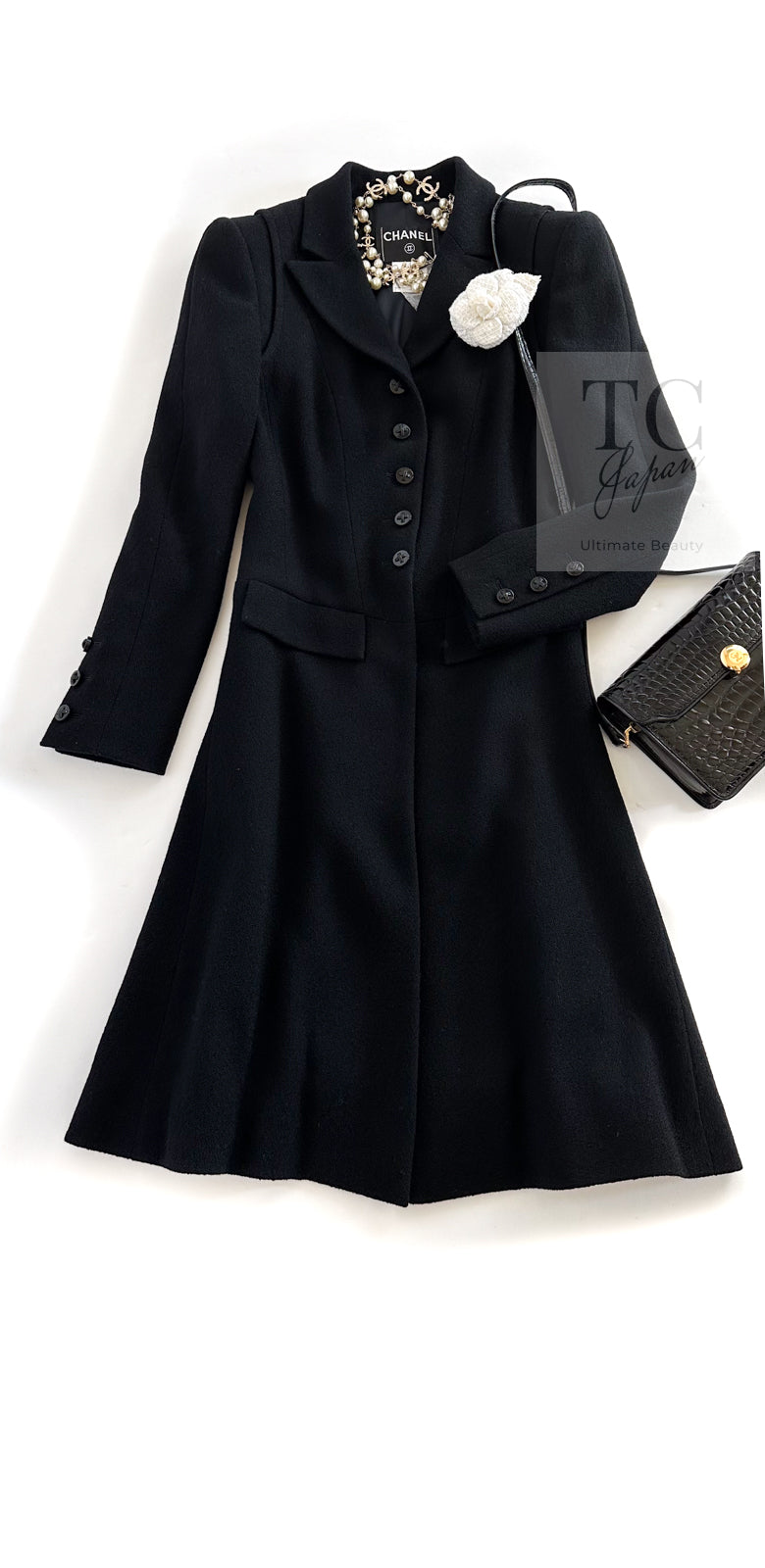 CHANEL 06A Black Wool Tweed Coat 34 36 38 シャネル ブラック ウール ツイード コート ラインストーン ビジュー ボタン即発