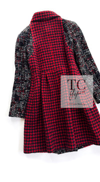 CHANEL 17A Red Black Double Wool Tweed Coat 36 シャネル レッド ブラック ダブル ウール ツイード コート 即発
