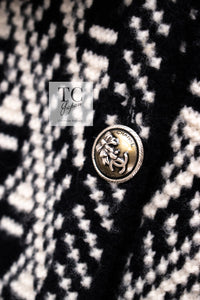 CHANEL 04PF Ivory Black Wool Cashmere Knit Long Cardigan Coat 38 シャネル アイボリー ブラック ウール カシミヤ ニット ロング カーディガン コート 即発