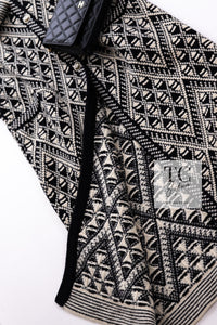 CHANEL 04PF Ivory Black Wool Cashmere Knit Long Cardigan Coat 38 シャネル アイボリー ブラック ウール カシミヤ ニット ロング カーディガン コート 即発
