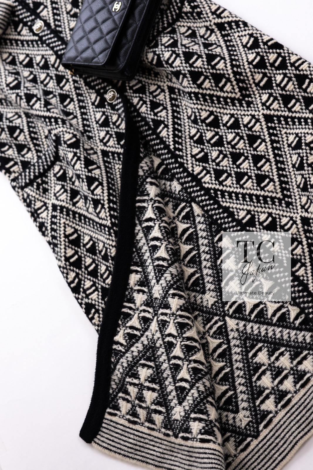 CHANEL 04PF Ivory Black Wool Cashmere Knit Long Cardigan Coat 38 シャネル アイボリー ブラック ウール カシミヤ ニット ロング カーディガン コート 即発