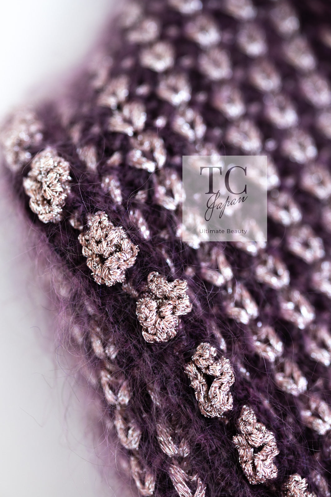 CHANEL 04PF Plum Purple Pink Mohair Knit Stretch Crochet Cardigan 38 シャネル プラム パープル ピンク モヘア 柔らか ニット ストレッチ かぎ編 クロシェット カーディガン 即発