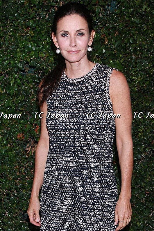 CHANEL 11S Champagne Gold Beige Knit Skirt Cardigan 34 36 38 シャネル シャンパンゴールド ベージュ 女優の ニット スカート カーディガン 即発