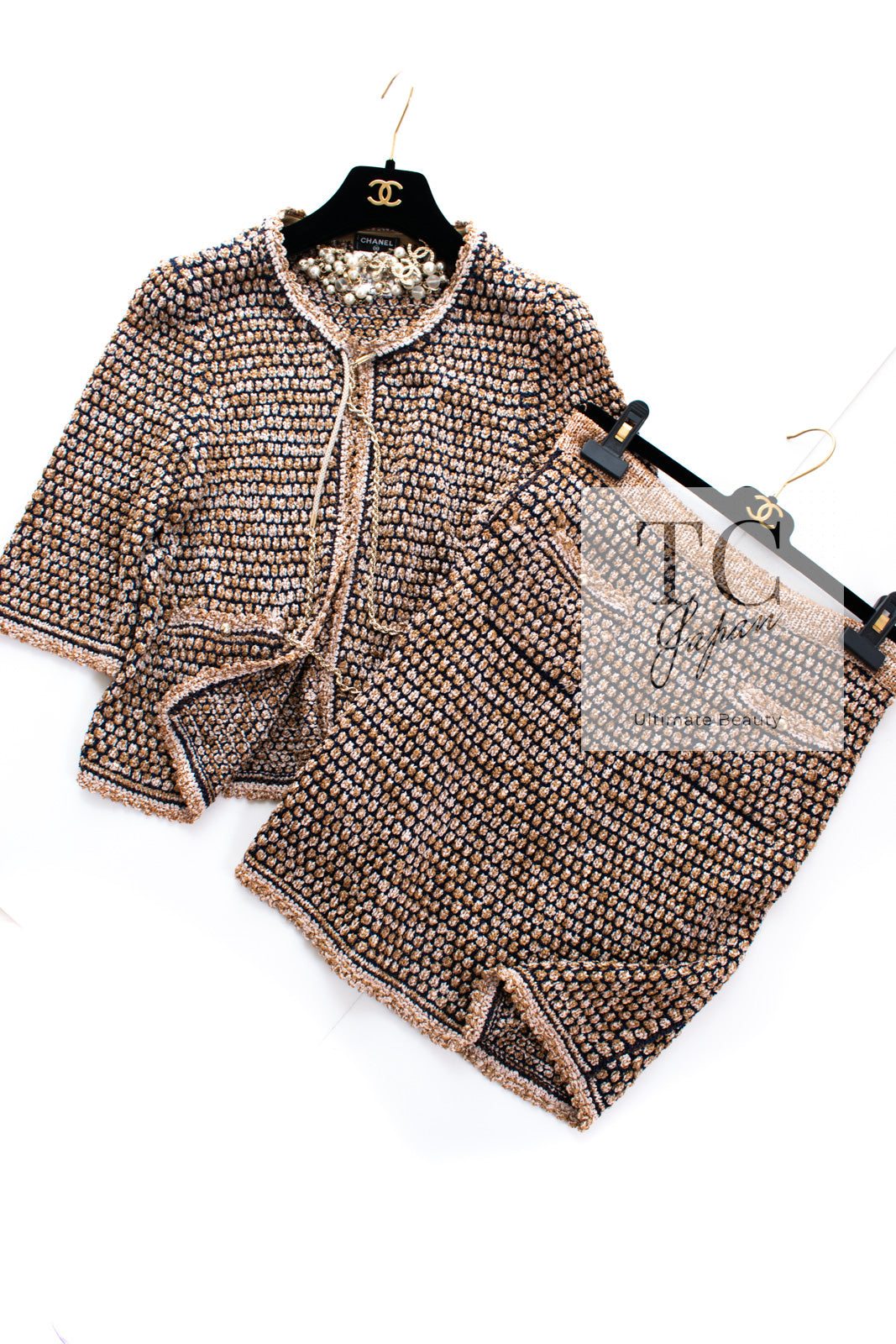 CHANEL 11S Champagne Gold Beige Knit Skirt Cardigan 34 36 38 シャネル シャンパンゴールド ベージュ 女優の ニット スカート カーディガン 即発