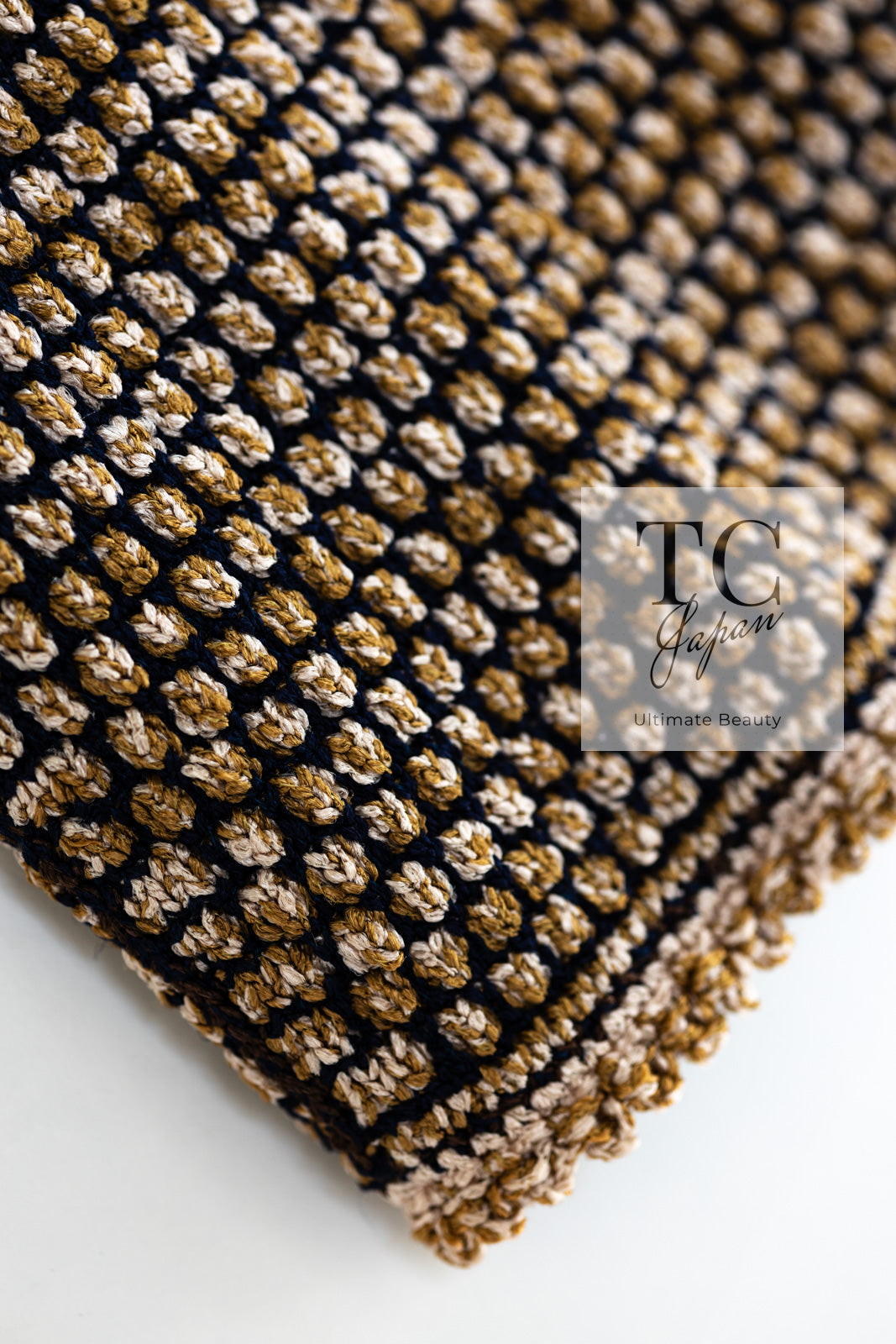 CHANEL 11S Champagne Gold Beige Knit Skirt Cardigan 34 36 38 シャネル シャンパンゴールド ベージュ 女優の ニット スカート カーディガン 即発