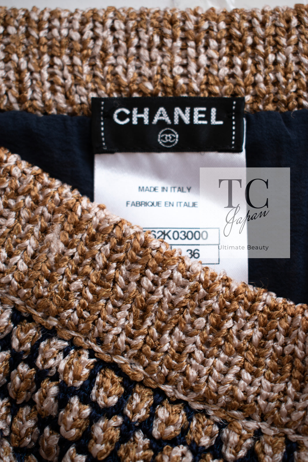 CHANEL 11S Champagne Gold Beige Knit Skirt Cardigan 34 36 38 シャネル シャンパンゴールド ベージュ 女優の ニット スカート カーディガン 即発