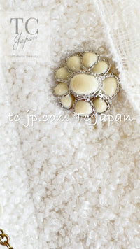CHANEL 15C White Ivory Gripoix Buttons Bow Romper Jumpsuit 36 38 シャネル ホワイト アイボリー グリポワ 宝石 ボタン リボン ロンパース ジャンプ スーツ 即発