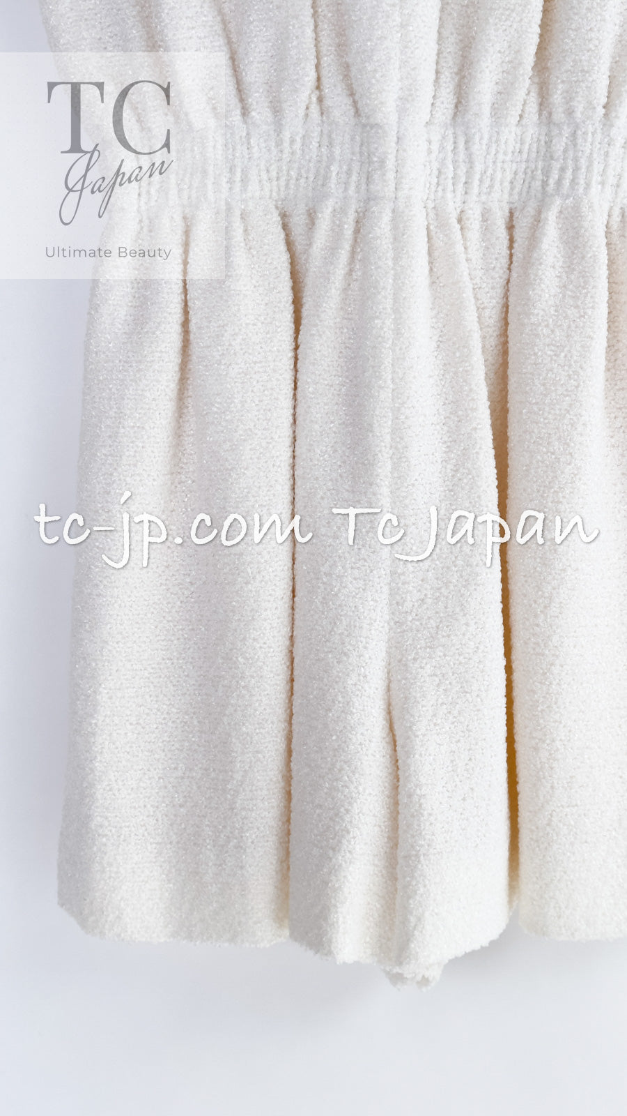 CHANEL 15C White Ivory Gripoix Buttons Bow Romper Jumpsuit 36 38 シャネル ホワイト アイボリー グリポワ 宝石 ボタン リボン ロンパース ジャンプ スーツ 即発