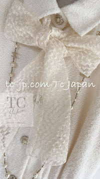 CHANEL 15C White Ivory Gripoix Buttons Bow Romper Jumpsuit 36 38 シャネル ホワイト アイボリー グリポワ 宝石 ボタン リボン ロンパース ジャンプ スーツ 即発